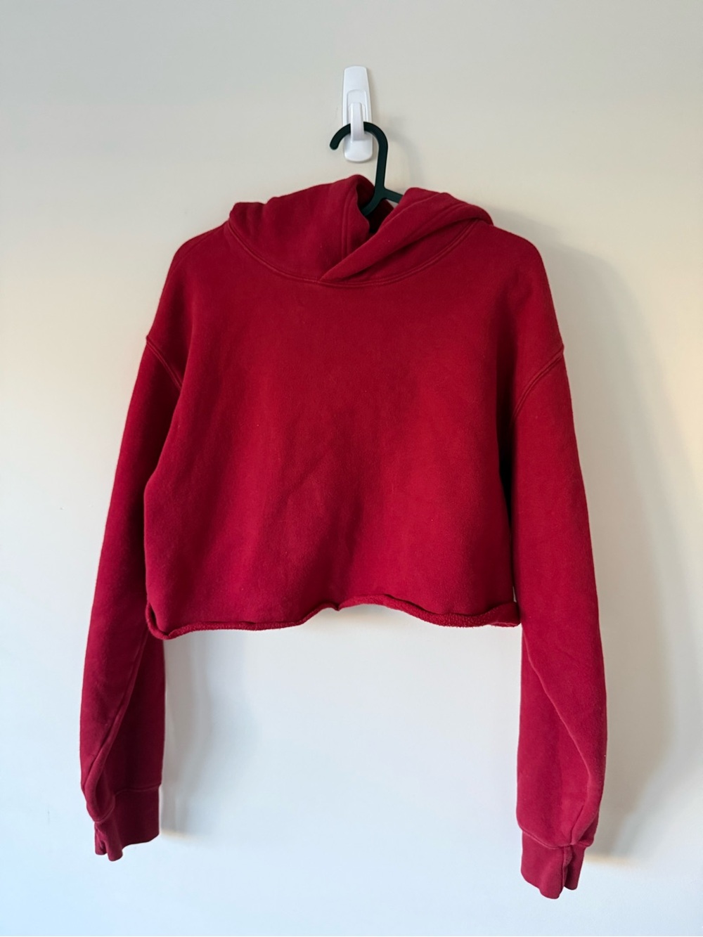 TNA CROPPED HOODIE